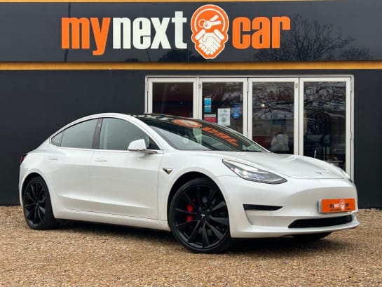 A null TESLA MODEL 3 (Dual Motor) Performance Saloon 4dr Electric Auto 4WDE (Performance Upgrade