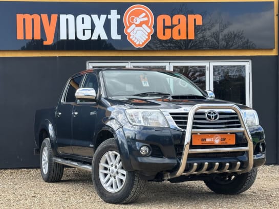 A null TOYOTA HI-LUX 3.0 D-4D Invincible Pickup Double Cab 4dr Diesel Auto 4WD Euro 5 (171 ps) F