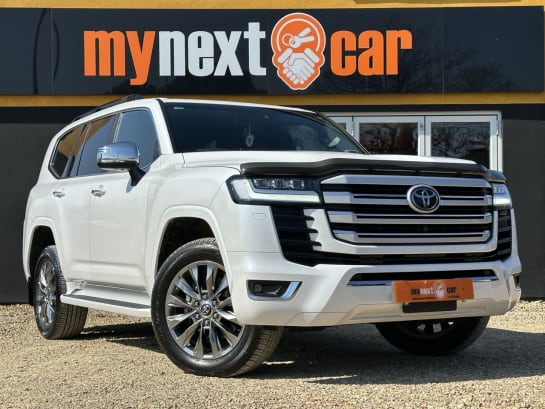 A null TOYOTA LAND CRUISER 3.3L twin-turbo diesel 300 V6 TD AUTO SAHARA ZX Australian Import/ UK Regis