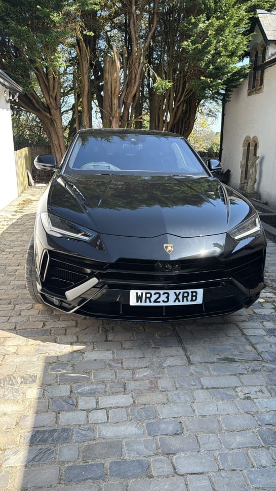 A null LAMBORGHINI URUS 4.0 V8 BiTurbo S SUV 5dr Petrol Auto 4WD Euro 6 (666 ps) 5 YEAR SERVICE PLA