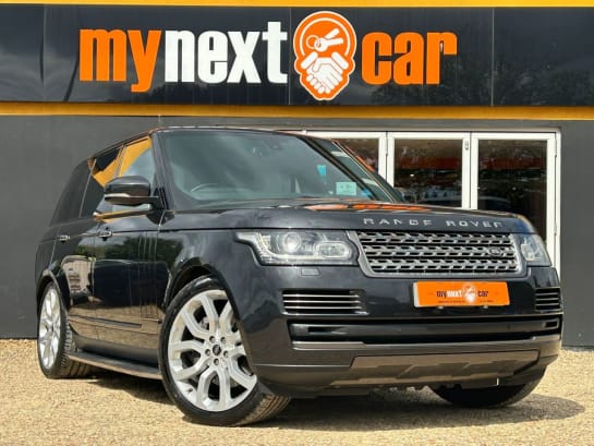 A null LAND ROVER RANGE ROVER 4.4 SD V8 Vogue SE SUV 5dr Diesel Auto 4WD Euro 5 (339 ps) 4 Zone Climate C