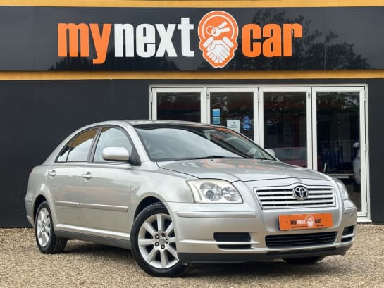 A null TOYOTA AVENSIS 1.8 VVT-i T3-S Hatchback 5dr Petrol Automatic (187 g/km, 127 bhp) 1 OWNER F