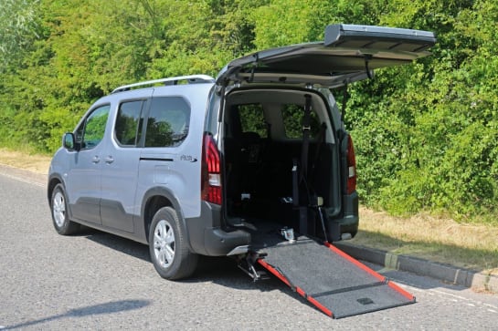 A null PEUGEOT RIFTER LWB Petrol Auto 5 Seat Wheelchair Accessible Disabled Access Vehicle WAV
