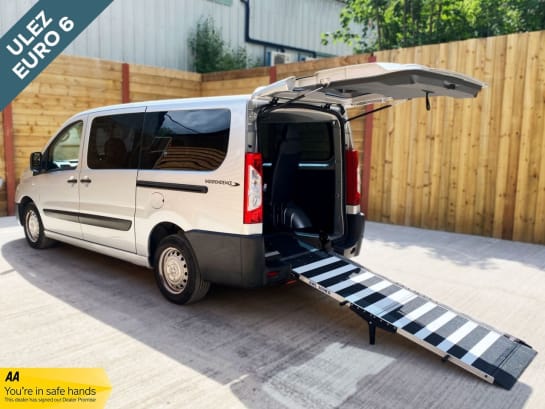A null PEUGEOT EXPERT TEPEE L2 LWB 5 Seat Wheelchair Accessible Disabled Access Vehicle WAV
