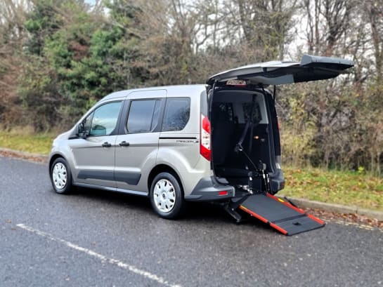 A null FORD TOURNEO CONNECT 3 Seat Auto Wheelchair Accessible Disabled Access Vehicle WAV