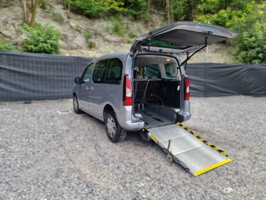 A null CITROEN BERLINGO MULTISPACE 5 Seat Auto Wheelchair Accessible Disabled Access With Power Ramp & Tailgat