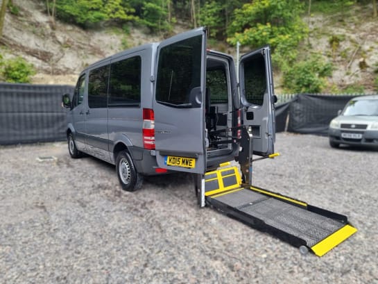 A null MERCEDES-BENZ SPRINTER Driver Transfer / Passenger Up front Wheelchair Accessible Vehicle