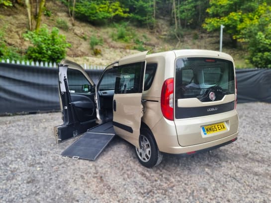 A null FIAT DOBLO 4 Seat Passenger Up Front Wheelchair Accessible Disabled Access Ramp Car