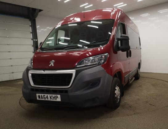 A null PEUGEOT BOXER MWB M/R 5 Seat Wheelchair Accessible Disabled Access Vehicle