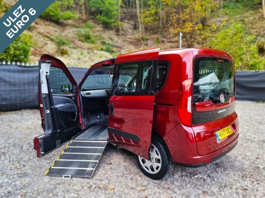 A null FIAT DOBLO Passenger Up Front Wheelchair Accessible Disabled Access Ramp Car