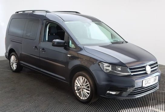 A null VOLKSWAGEN CADDY MAXI LIFE 5 Seat Auto Wheelchair Accessible Disabled Access Ramp Car