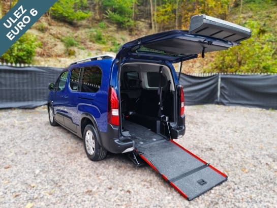 A null PEUGEOT RIFTER 5 Seat Auto Petrol Wheelchair Accessible Disabled Access Ramp Car