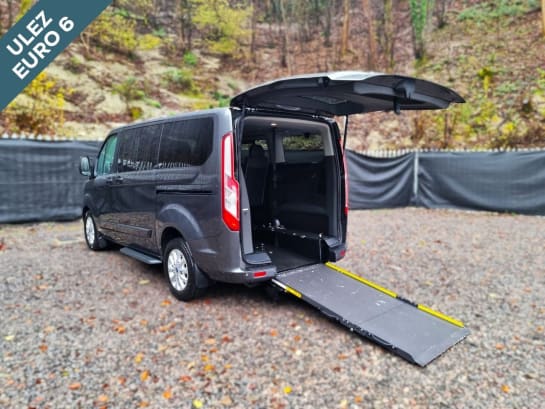 A null FORD TOURNEO CUSTOM 5 Seat Auto Wheelchair accessible Disabled Access Ramp Vehicle