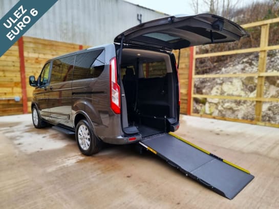 A null FORD TOURNEO CUSTOM 4 Seat Auto Wheelchair Accessible Disabled Access Ramp Vehicle