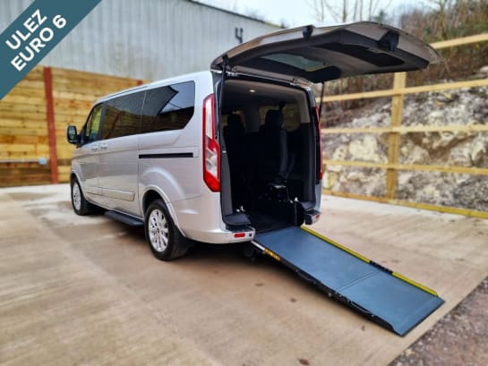 A null FORD TOURNEO CUSTOM 5 Seat Auto Wheelchair Accessible Disabled Access Ramp Car