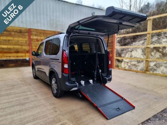 A null PEUGEOT RIFTER 5 Seat Auto Wheelchair Accessible Disabled Access Vehicle WAV