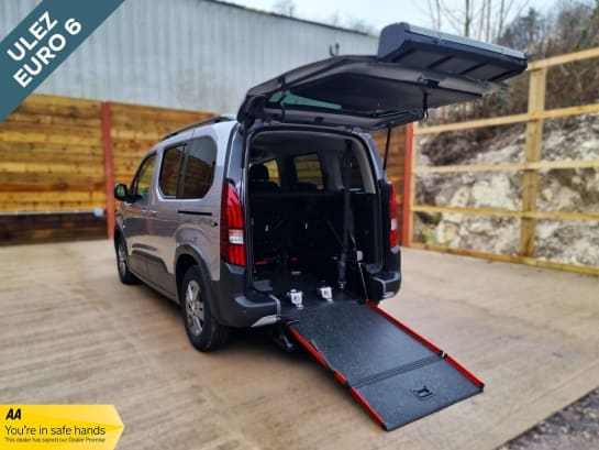 A null PEUGEOT RIFTER 5 Seat Auto Wheelchair Accessible Disabled Access Vehicle WAV