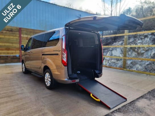 A null FORD TOURNEO CUSTOM 5 Seat Auto Wheelchair Accessible Disabled Access Vehicle WAV