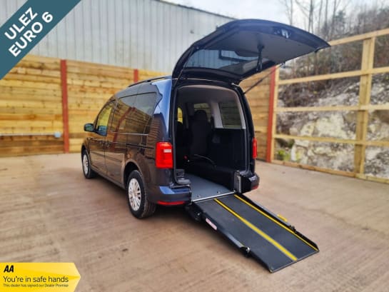 A null VOLKSWAGEN CADDY LIFE 4 Seat Auto Wheelchair Accessible Disabled Access WAV