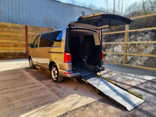 A null VOLKSWAGEN TRANSPORTER 4 Seat Auto Driver Transfer Wheelchair Accessible Disabled Access WAV