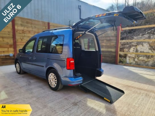 A null VOLKSWAGEN CADDY LIFE Passenger Up Front Auto Wheelchair Accessible Disabled Access Vehicle