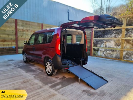 A null FIAT DOBLO 3 Seat Petrol Wheelchair Accessible Disabled Access Vehicle WAV