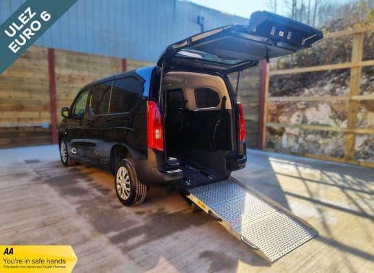 A null CITROEN BERLINGO L2 LWB 5 Seat Wheelchair Accessible Disabled Access Vehicle WAV