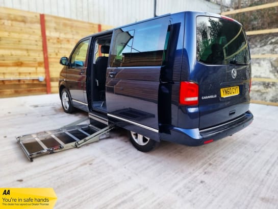 A null VOLKSWAGEN CARAVELLE 4 Seat Auto Wheelchair Accessible Vehicle With Side Lift WAV