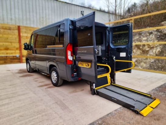 A null FIAT DUCATO 4 Seat Auto Wheelchair Accessible Disabled Access Vehicle WAV