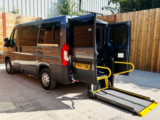 A null FIAT DUCATO 4 Seat Auto Wheelchair Accessible Disabled Access Vehicle WAV