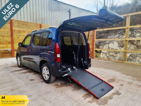 A null PEUGEOT RIFTER 3 Seat Wheelchair Accessible Disabled Access Vehicle WAV