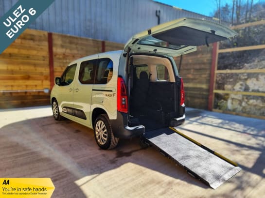 A null CITROEN BERLINGO 4 Seat Wheelchair Accessible Disabled Access Vehicle WAV