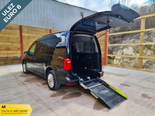 A null VOLKSWAGEN CADDY MAXI LIFE 5 Seat Wheelchair Accessible Disabled Access Vehicle WAV