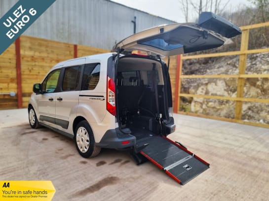 A null FORD TOURNEO CONNECT 5 Seat Auto Wheelchair Accessible Disabled Access Vehicle WAV