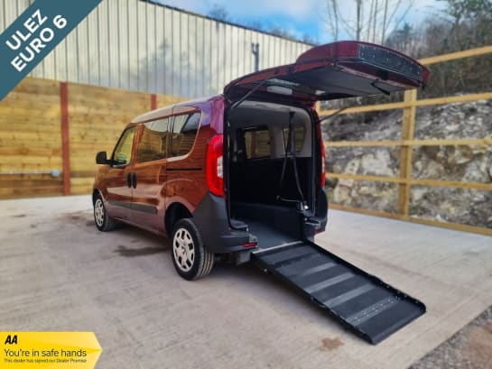 A null FIAT DOBLO 3 Seat Wheelchair Accessible Disabled Access Vehicle WAV