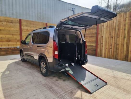 A null PEUGEOT RIFTER L2 LWB 3 Seat Auto Wheelchair Accessible Vehicle WAV