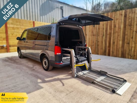 A null VOLKSWAGEN TRANSPORTER L2 LWB Auto 4 Seat Wheelchair Accessible Disabled Access Vehicle