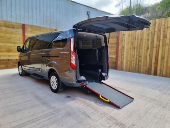 A null FORD TOURNEO CUSTOM 5 Seat Auto Twin Wheelchair Accessible Disabled Access Vehicle WAV