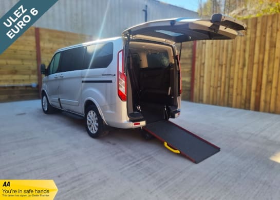 A null FORD TOURNEO CUSTOM 5 Seat Wheelchair Accessible Disabled Access Vehicle WAV