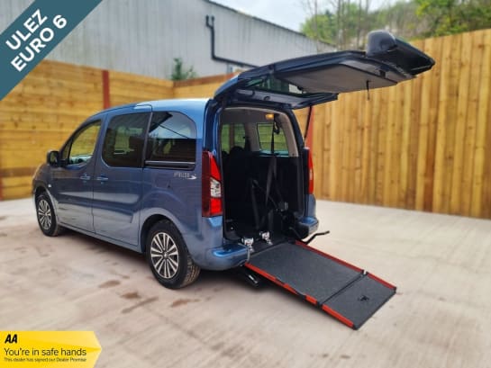 A null PEUGEOT PARTNER TEPEE 5 Seat Wheelchair Accessible Disabled Access Vehicle WAV