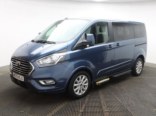 A null FORD TOURNEO CUSTOM Drive From 4 Seat Auto Wheechair Accessible Disabled Access Vehicle WAV
