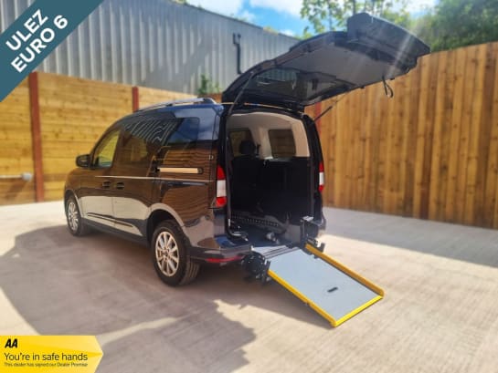 A null FORD TOURNEO CONNECT 3 Seat Auto Wheelchair Accessible Disabled Access Vehicle WAV