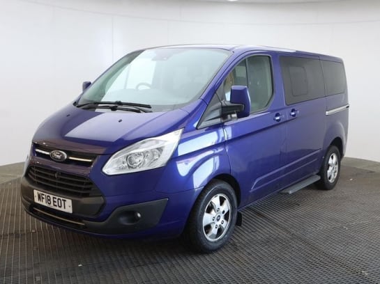A null FORD TOURNEO CUSTOM 5 Seat Auto Wheelchair Accessible Disabled Access Vehicle WAV