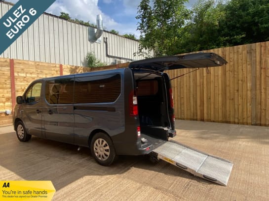 A null VAUXHALL VIVARO L2 LWB 5 Seat Wheelchair Accessible Disabled Access Vehicle WAV