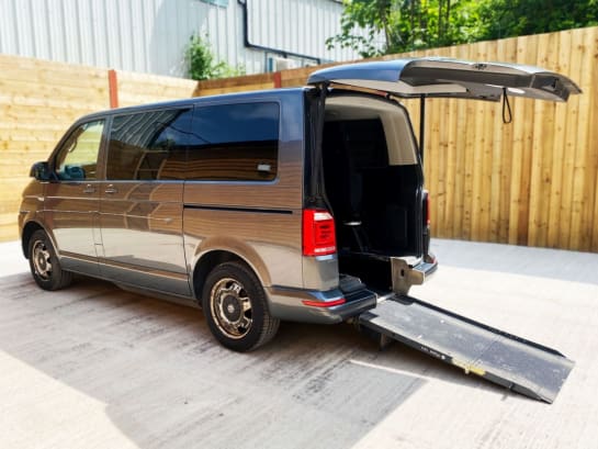 A null VOLKSWAGEN TRANSPORTER 4 Seat Auto Driver Transfer Disabled Access Vehicle