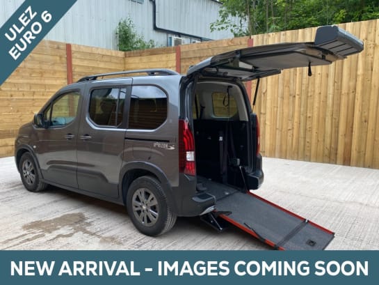 A null PEUGEOT RIFTER 3 Seat Wheelchair Accessible Disabled Access Vehicle WAV