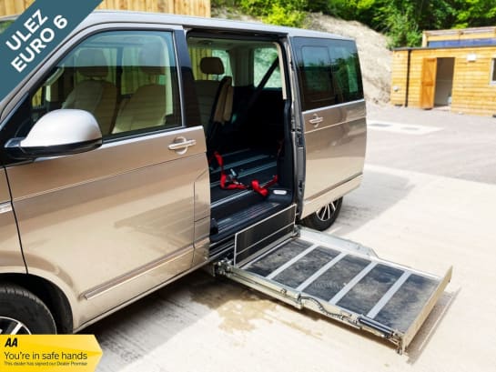 A null VOLKSWAGEN CARAVELLE 3 Seat Side Entry Auto Wheelchair Accessible Disabled Access Vehicle WAV