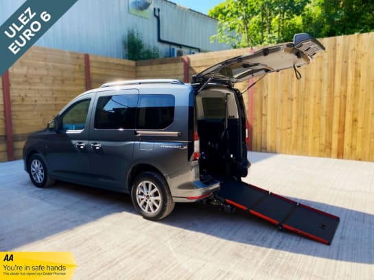 A null FORD TOURNEO CONNECT 3 Seat Wheelchair Accessible Disabled Access Vehicle WAV