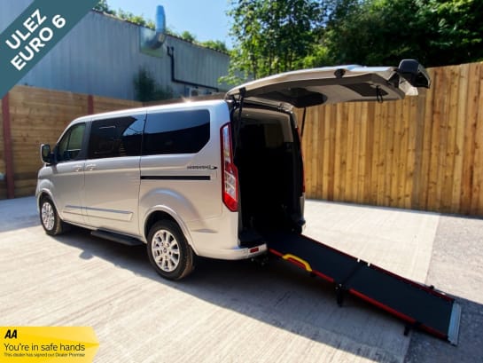 A null FORD TOURNEO CUSTOM 5 Seat Wheelchair Accessible Disabled Access Vehicle WAV