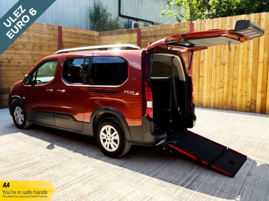 A null PEUGEOT RIFTER L2 LWB 4 Seat Wheelchair Accessible Disabled Access Vehicle WAV